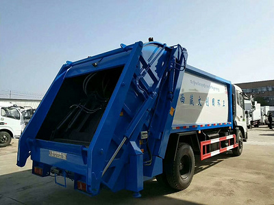 东风天锦15吨压缩带摆臂垃圾车图片