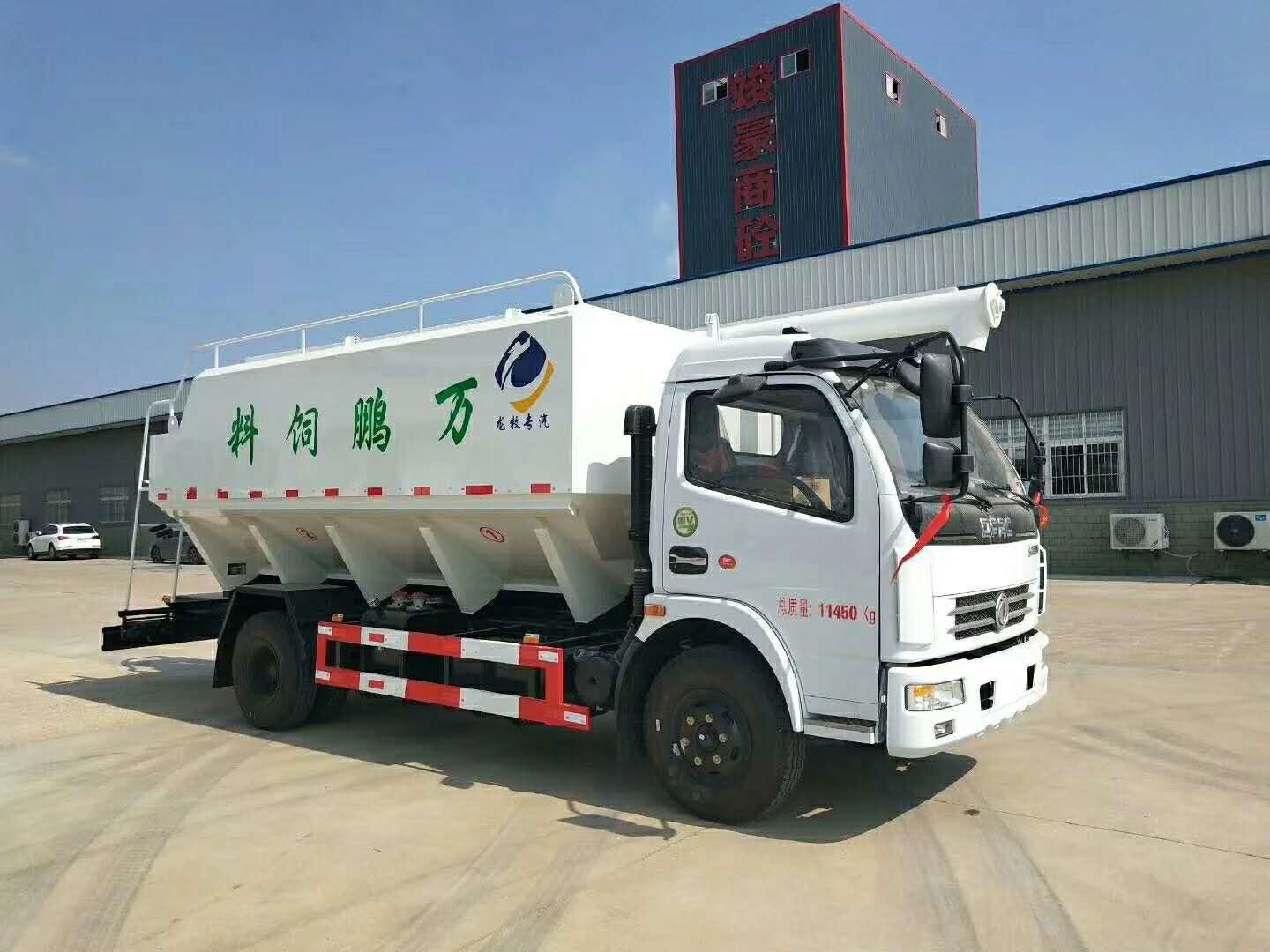 东风多利卡（12方/6吨）散装饲料运输车图片