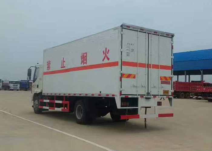 柳汽9米5易燃气体运输车 (4)