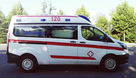 福特V362中轴救护车图片 (24)