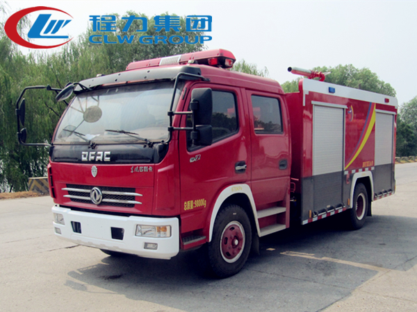 東風3.5噸泡沫消防車