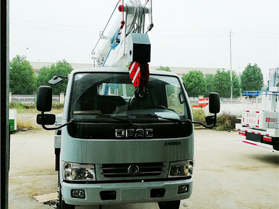 东风多利卡12米高空作业车|12米折臂式高空作业车图片