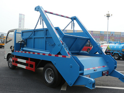 东风小多利卡(5方)CLW5070ZBSD5摆臂式垃圾车图片