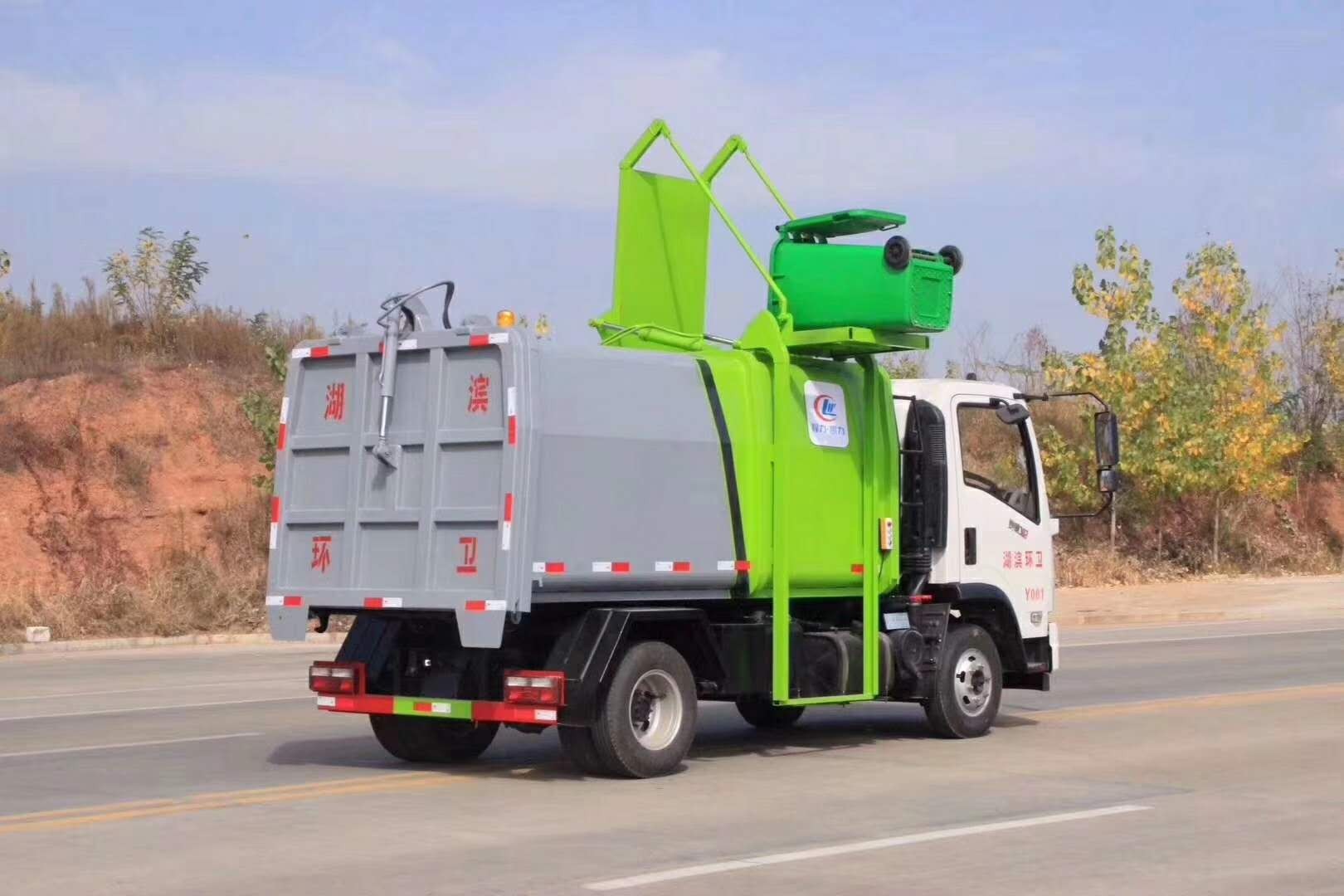 东风专底12-15方挂桶垃圾车图片