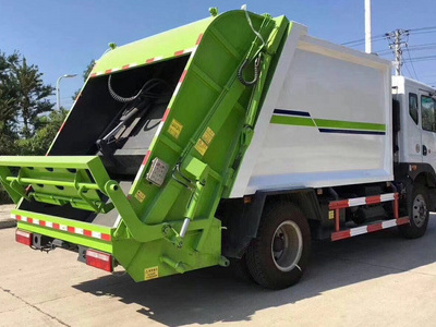 国六东风天锦压缩式垃圾车操作视频图片