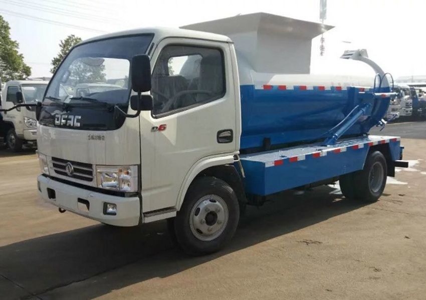 湖北随州泔水垃圾车生产厂家 新款餐厨垃圾车图片