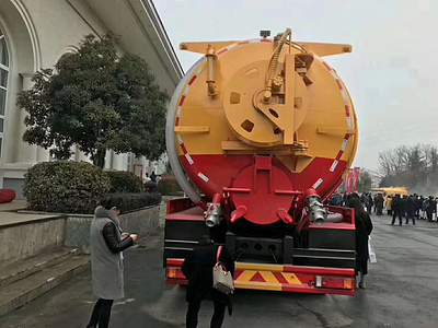 东风天龙36方重型清洗吸污车图片图片