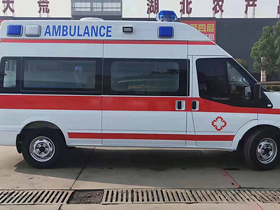 福特救护车v348长轴高顶监护型救护车图片
