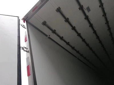 解放JH6运满满版9米6冷藏车图片