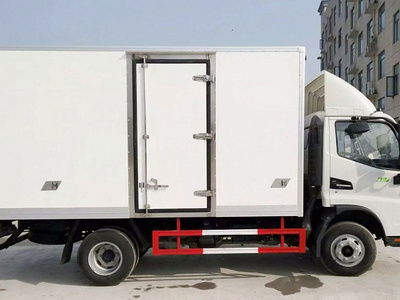 江淮骏铃V5冷藏车（厢长4.2米）图片