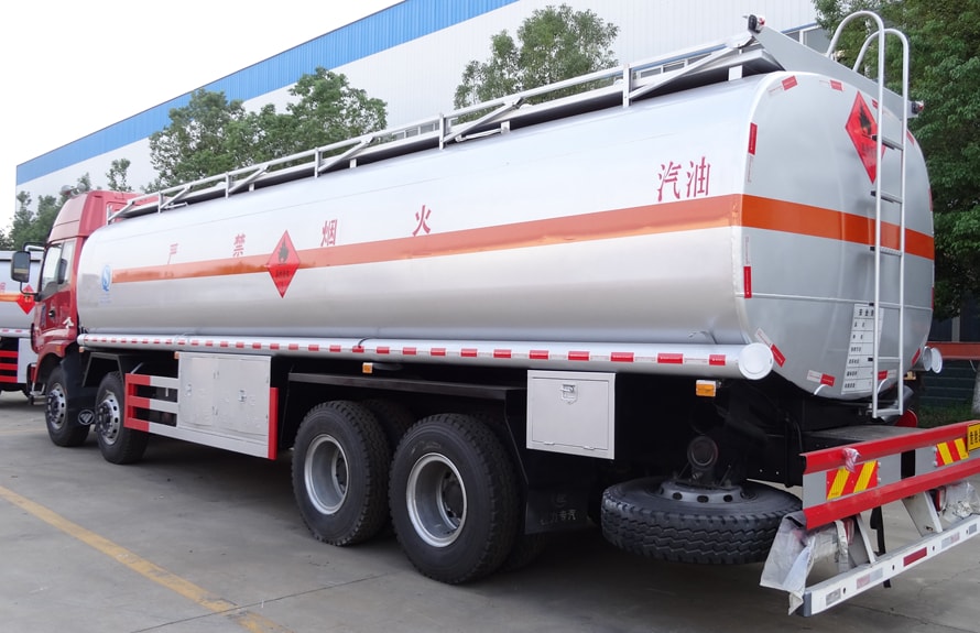 福田欧曼20吨21吨油罐车