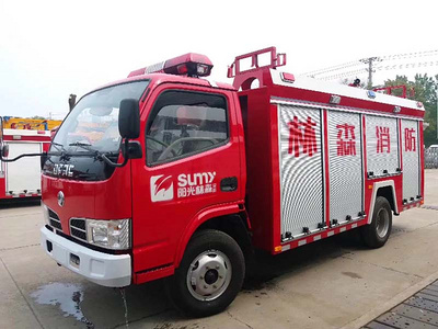 东风蓝牌1.5吨水罐消防车图片