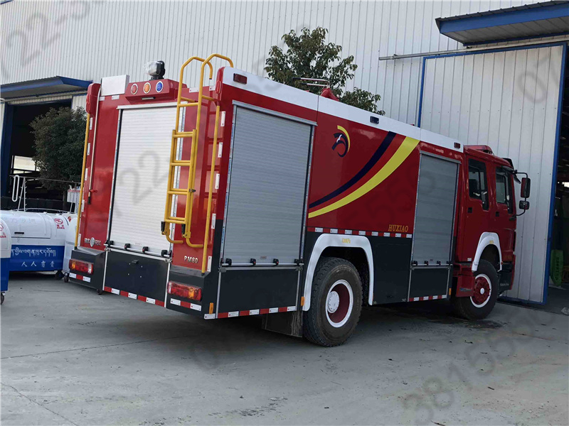 8吨国六重汽豪沃水罐消防车|8方水罐消防车图片