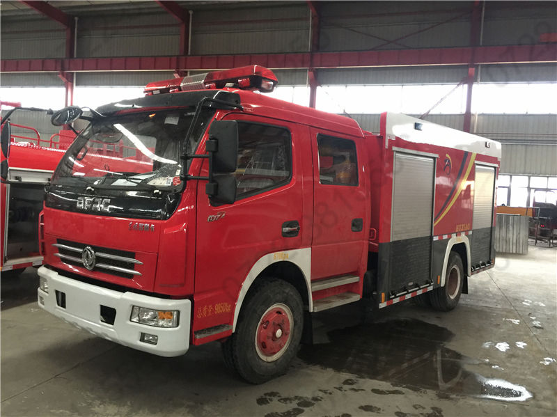 3吨国六东风水罐消防车|3方水罐消防车图片
