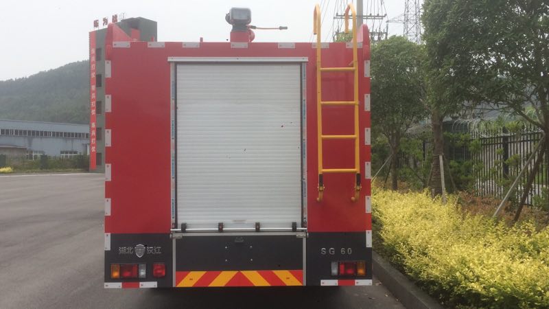 6吨国六庆铃五十铃水罐消防车图片