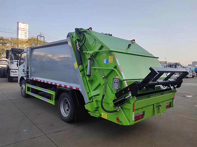 国六排放东风凯普特8方压缩式垃圾车配置价格图片
