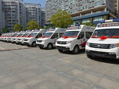 厂家特价救护车低价出售--东风救护车长轴、中轴、监护型