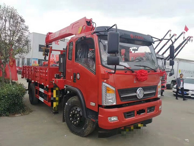 東風(fēng)隨專小單橋6.3噸/7噸隨車吊圖片