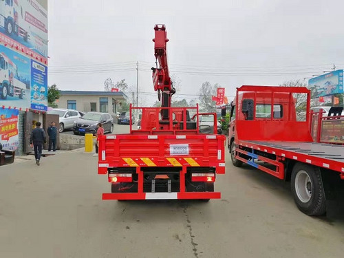 東風福瑞卡黃牌4噸，5噸隨車吊圖片