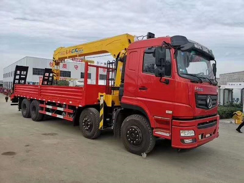 東風(fēng)T7前四后八徐工16噸，三一16噸隨車吊圖片