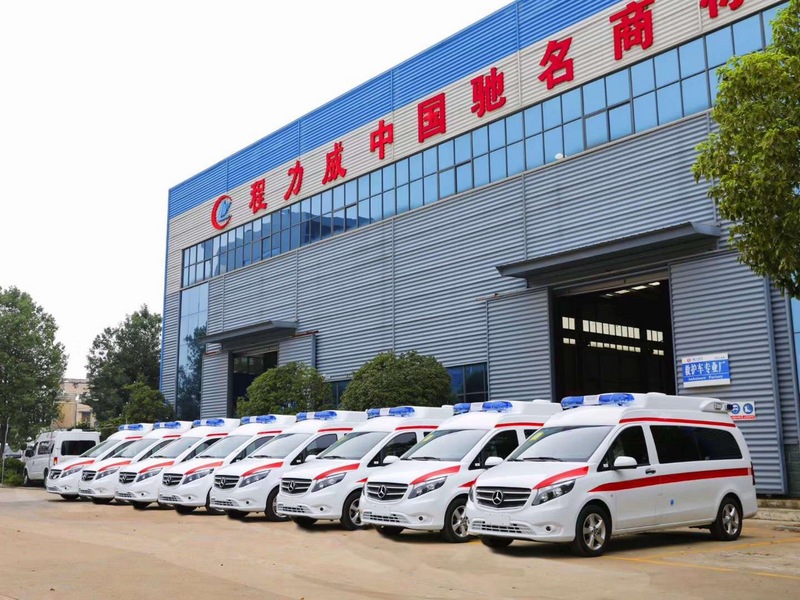 全省封锁，尊龙凯时·(中国)人生就是搏!救护车逆风而行救死扶伤