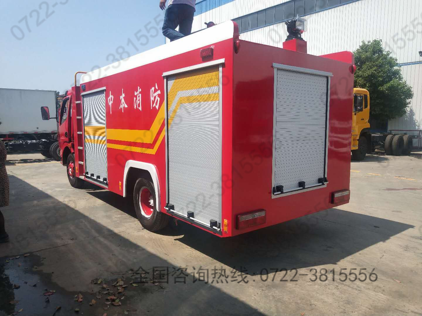 东风大多利卡单排5吨消防车
