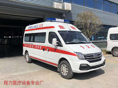 蓝港救护车图片