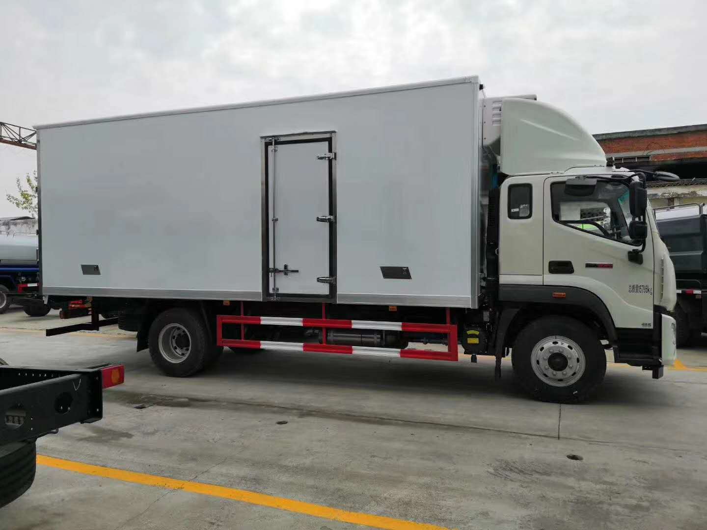 国六福田瑞沃6.8米冷藏车（41方）图片