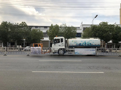东风城市护栏清洗车厂家视频图片