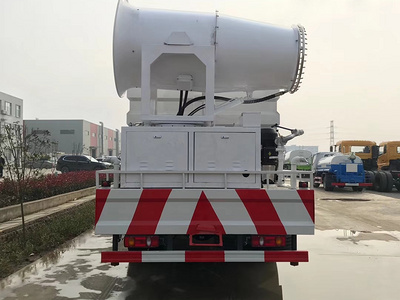 东风天锦国六80米抑尘车雾炮车10吨洒水车图片