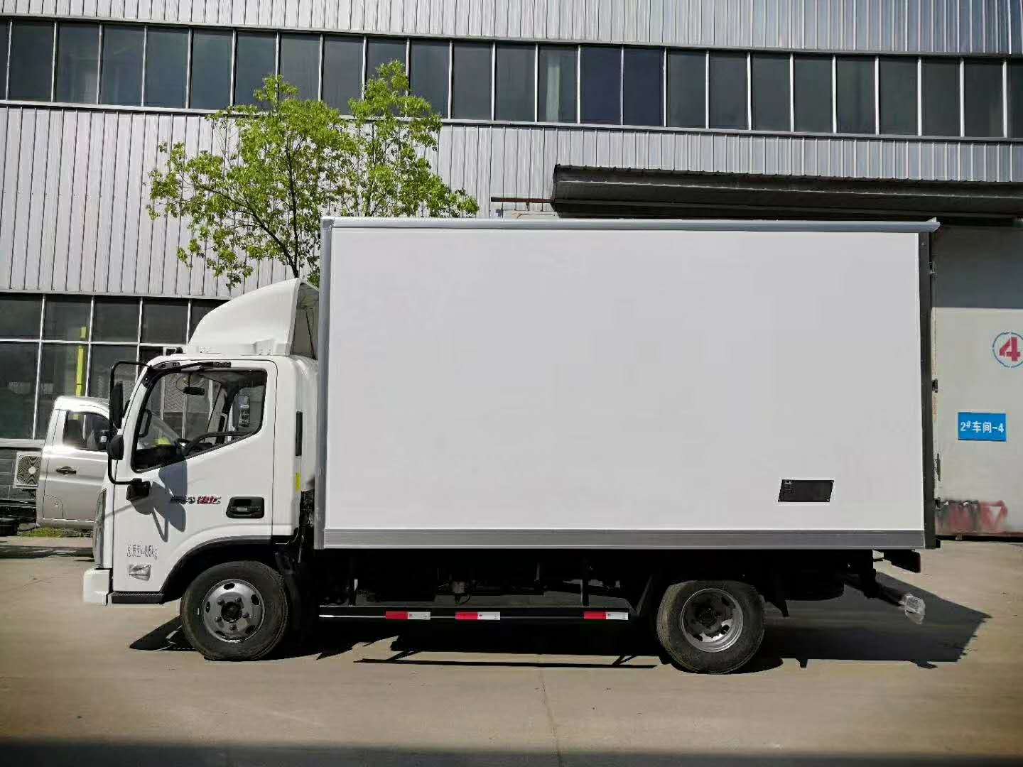 国六福田奥铃4.2米冷藏车（18方）图片