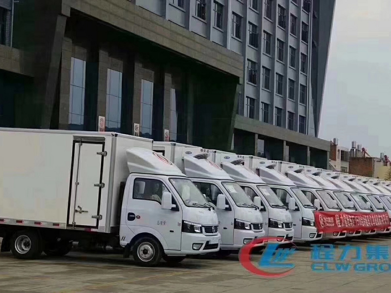 国六东风途逸1500台3米5冷链车订单首批成功交付