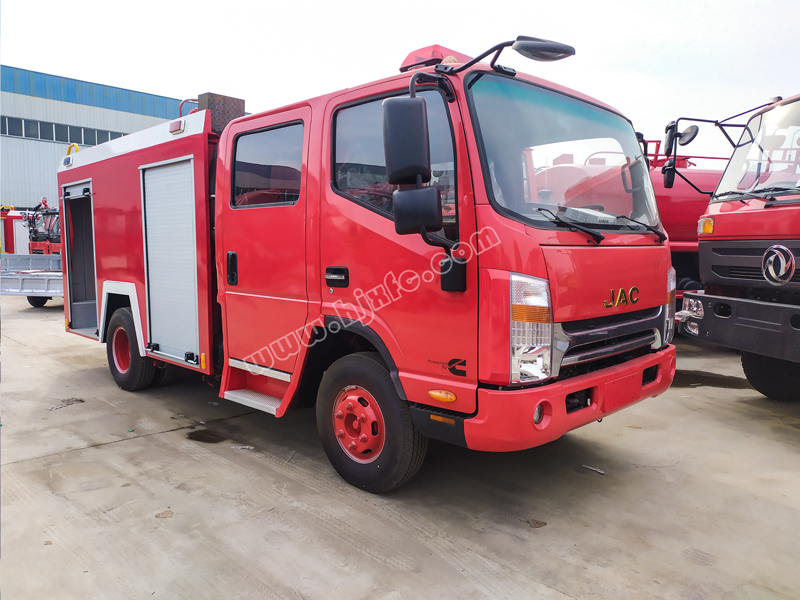 湖北省消防器材厂生产的江淮消防车