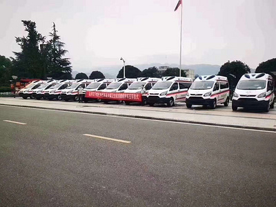 福特V362HNY5043XJHJ6救护车批量交付客户图片