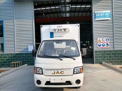 国六江淮康铃X5冷藏车（汽油）图片