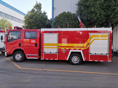 五十铃700P3.5吨水罐消防车价格图片