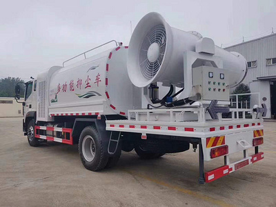 国六12吨抑尘洒水车厂家80米雾炮车配置220马力最新图片图片