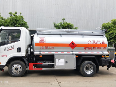 5吨加油车 解放虎V5.15方油罐车图片参数图片