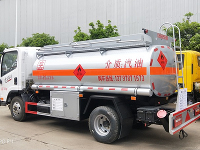 5吨加油车 解放虎V5.15方油罐车图片参数图片