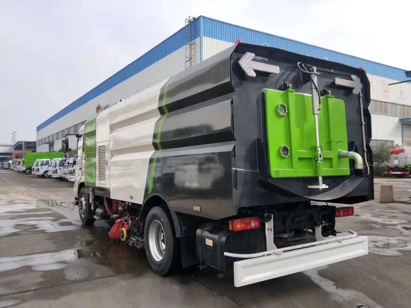 国六环卫保洁扫路车洗扫车吸尘车配置介绍