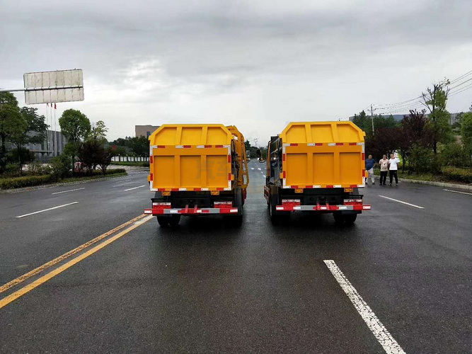 国六小型挂桶垃圾车厂家图片