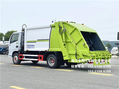 国六东风小多利卡6方压缩式垃圾车图片