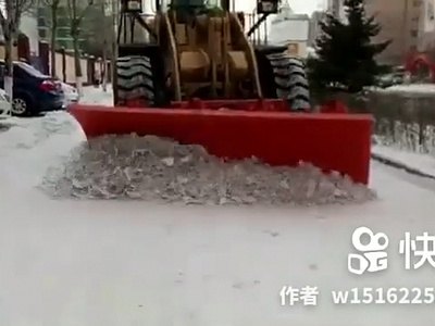 装载机重型推雪铲视频图片