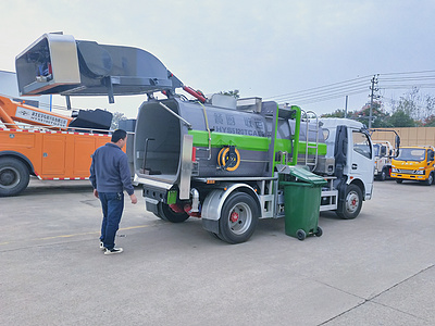 7~8方餐厨垃圾车泔水挂桶垃圾车厂家报价图片图片