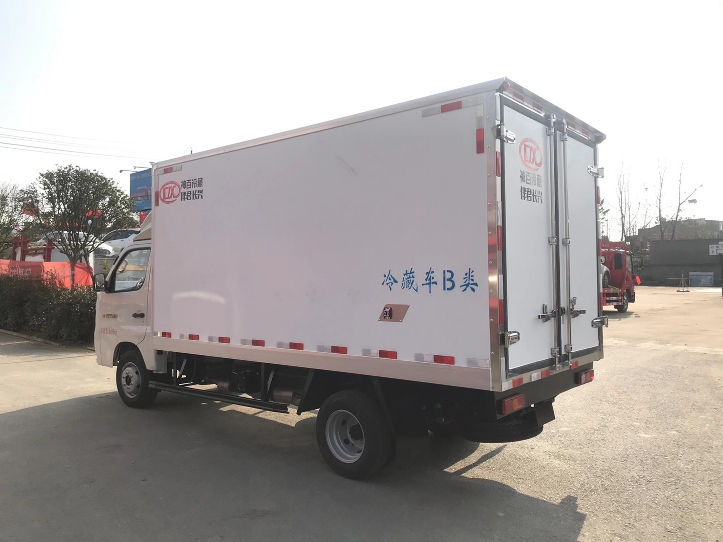 福田祥菱M2冷藏车（3.7米）图片