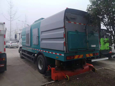 10吨扫路车国六东风天锦清扫车,有地刷厂家直接供应图片