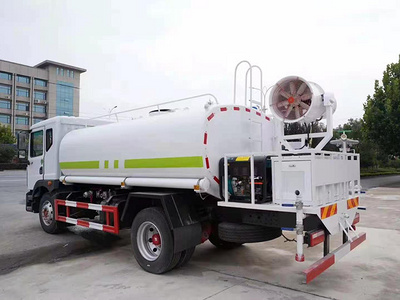 东风D9绿化喷洒车（12吨）图片