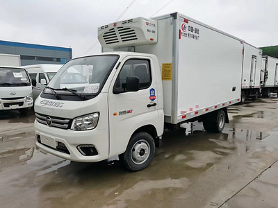 福田祥菱M2冷藏车3.7米115马力5吨冷藏车图片