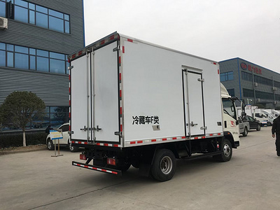 国六重汽豪沃4.2米货箱蓝牌冷藏车图片