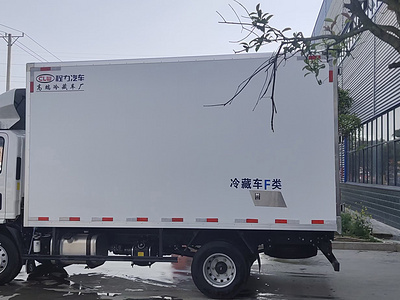 陕汽德龙国六冷藏车厂家八折起售包送到家图片
